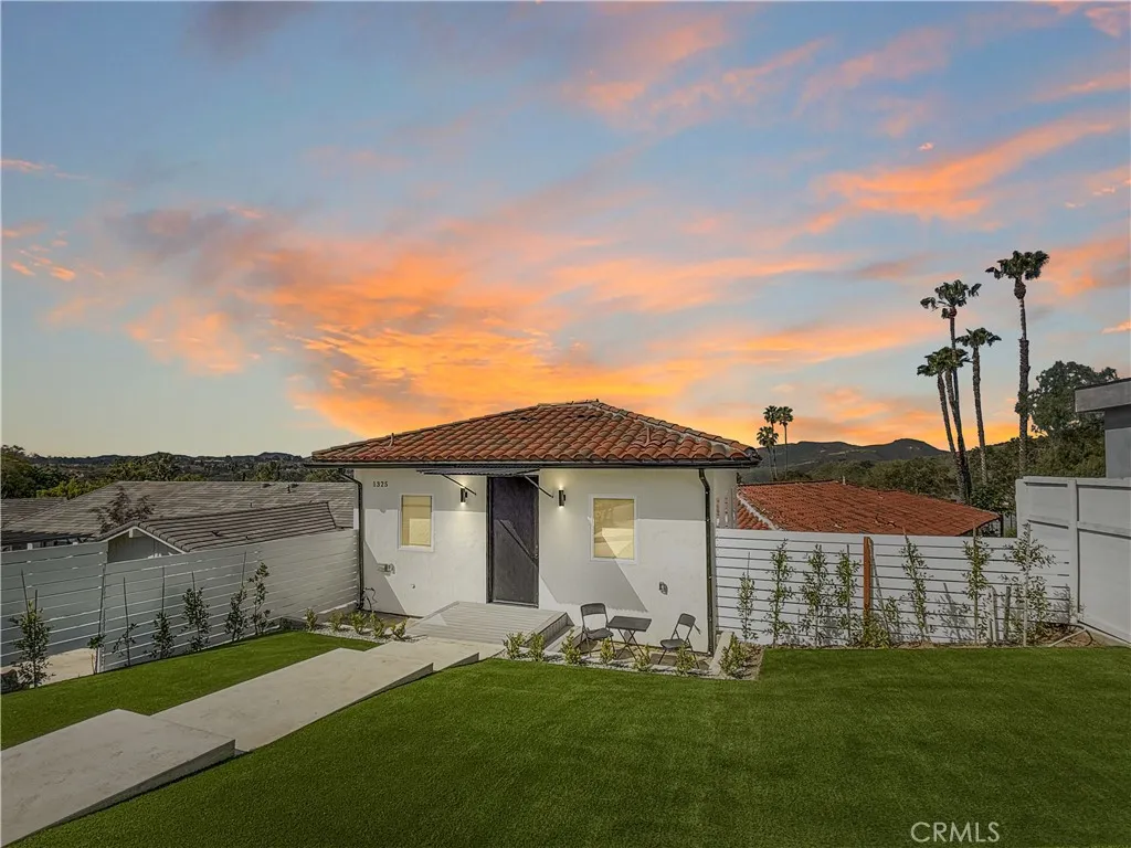 Additional image 2 of 1325 Camino Cristobal, Thousand Oaks, CA 91360