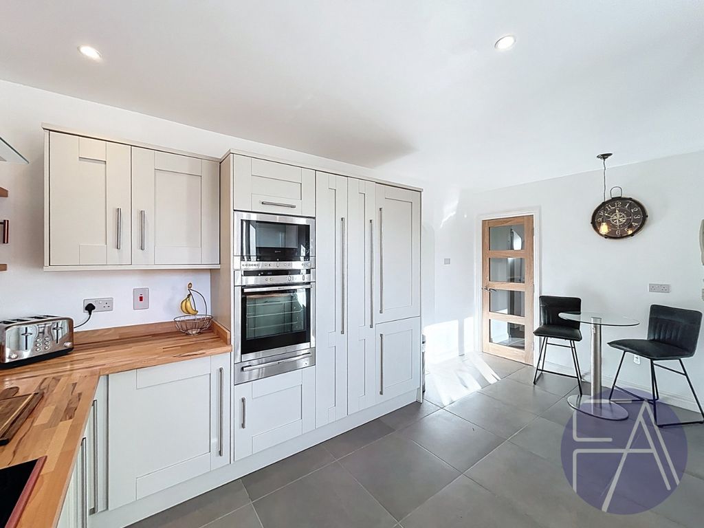 Additional image 18 of 4 bed flat for saleWestbourne Court, Westbourne Road, Southport, Merseyside PR8