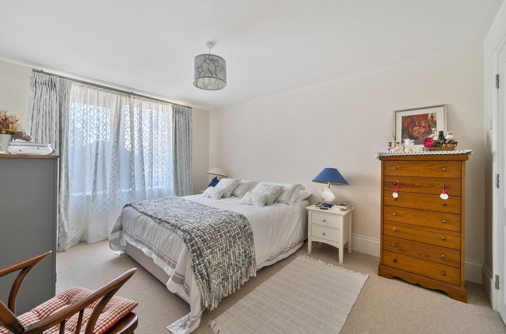 Additional image 4 of 2 bed flat for saleMaritime Square, Plymouth, Devon PL1