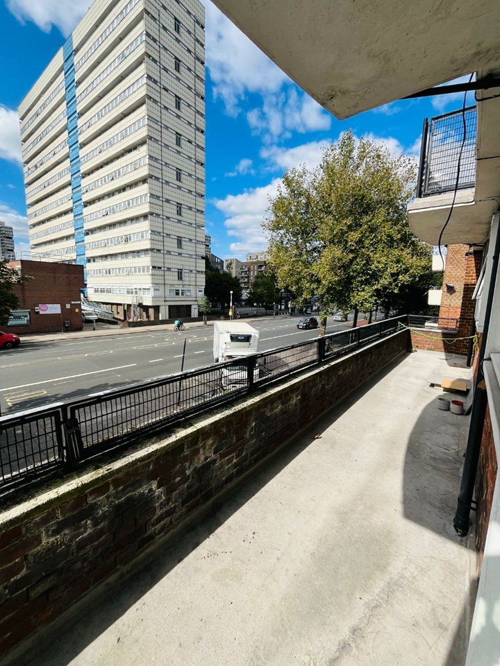 Additional image 4 of Room in a Shared Flat, Spacious Double Room In Camberwell, SE5, N1 7GU