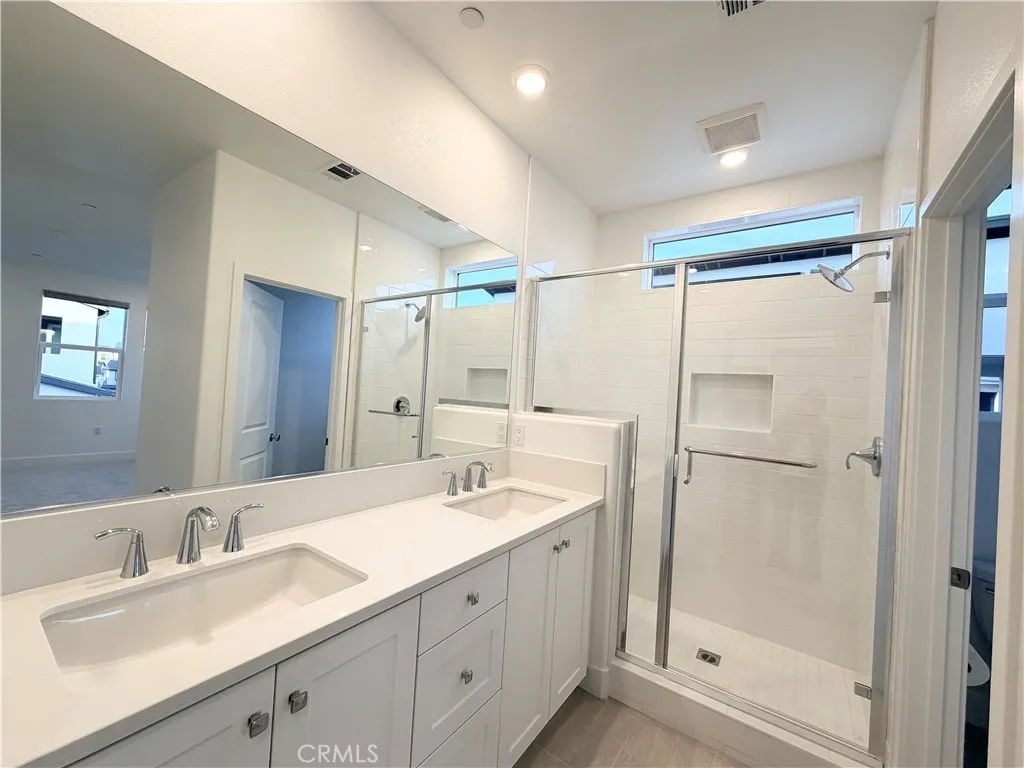 Additional image 28 of 209 Yerba, Irvine, CA 92618