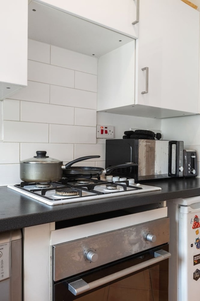 Additional image 7 of 1 Bed Flat, Hopewell Yard, SE5, N1 7GU