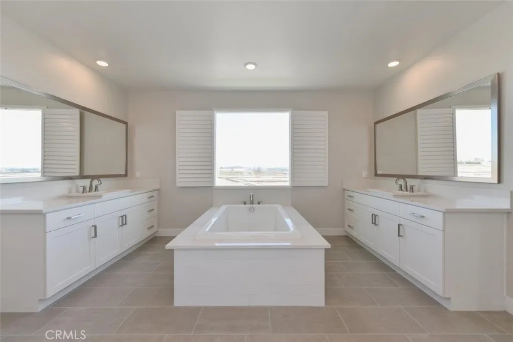 Additional image 18 of 132 Chorus, Irvine, CA 92618