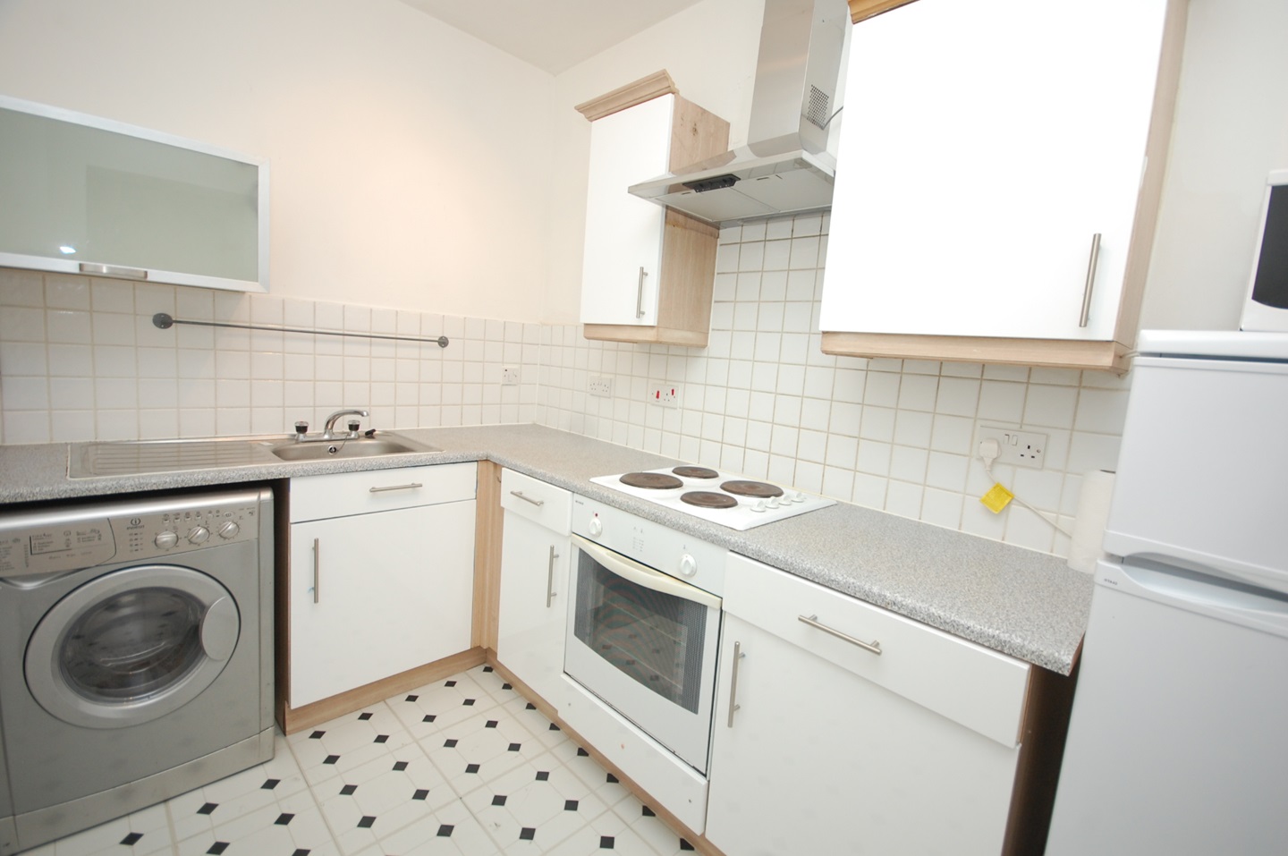 Additional image 2 of 1 Bed Flat, Metro Central Heights, SE1, N1 7GU