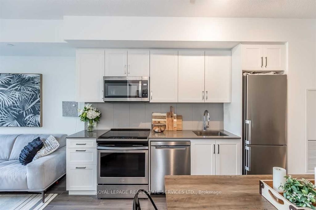 Additional image 6 of 203-681 Yonge Street, Barrie, ON, L4N 4E8