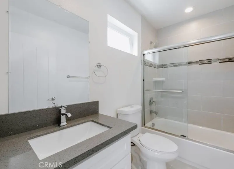 Additional image 32 of 427 N Heliotrope Dr, Los Angeles, CA 90004