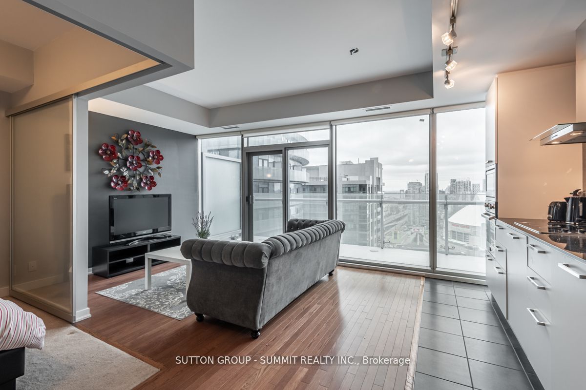 Additional image 5 of 2907-14 York Street, Toronto, ON, M5J 0B1