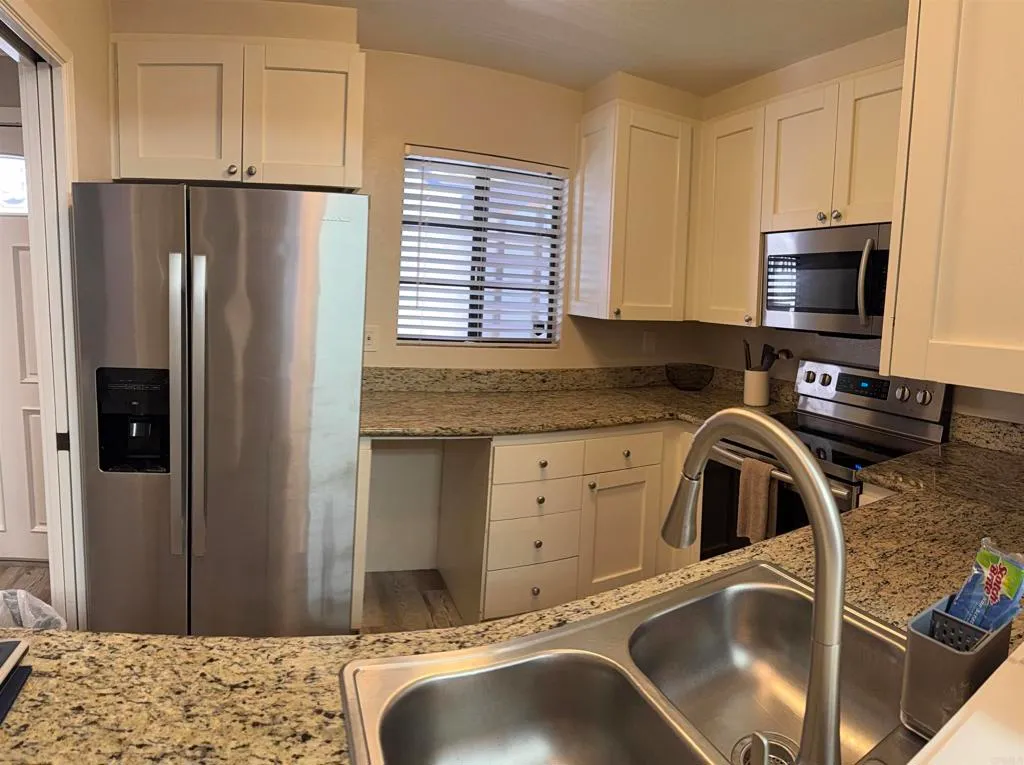 Additional image 6 of 8840 Villa La Jolla Drive, La Jolla, CA 92037