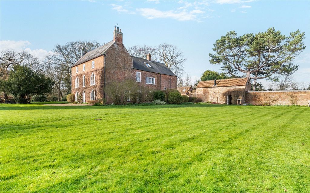 Additional image 18 of 7 bed detached house for saleThe Hall, Ashby Lane, Ashby-Cum-Fenby, Grimsby DN37