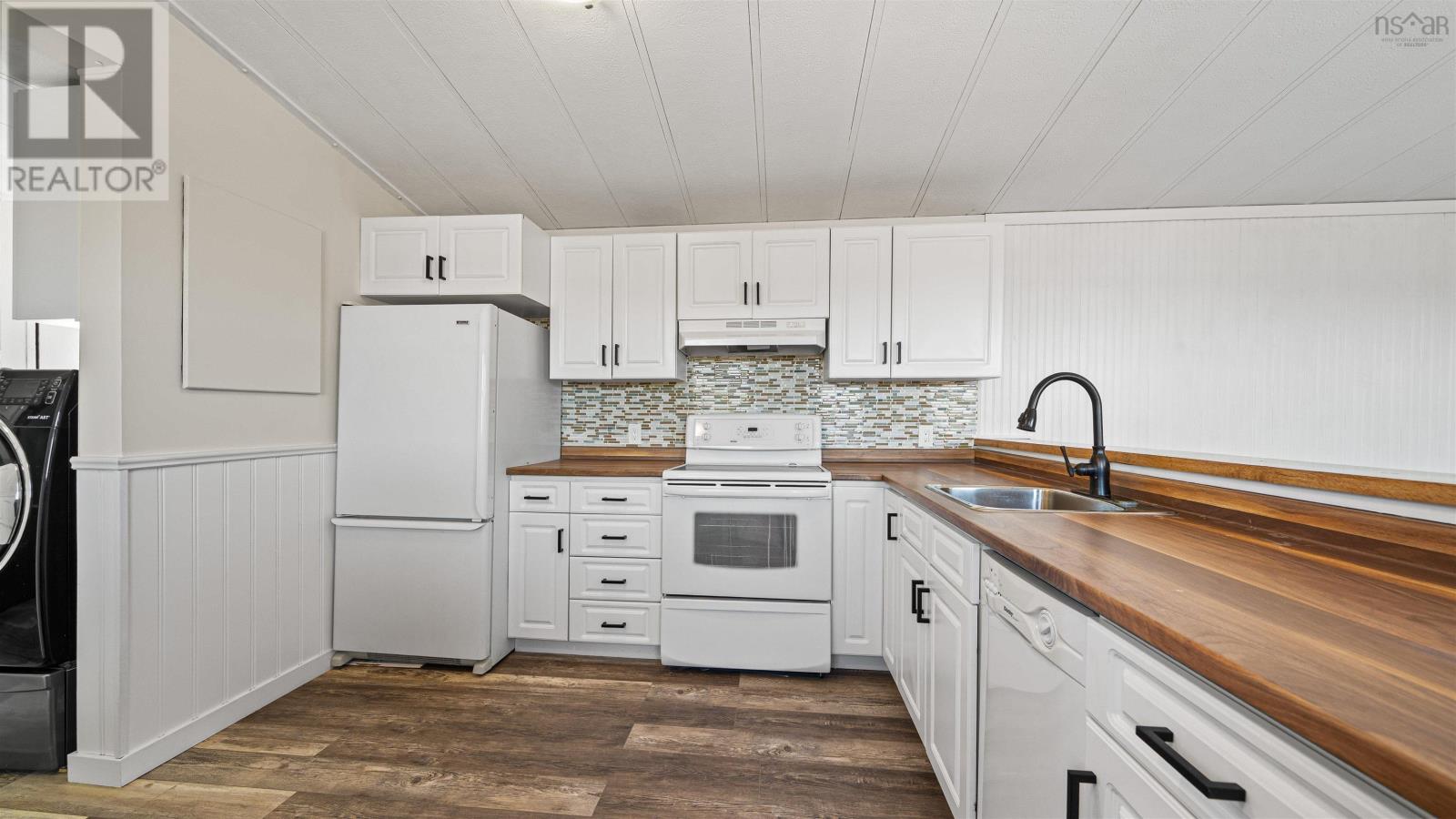 Additional image 4 of 1557 East Chezzetcook Road, Halifax, NS, B0J1N0