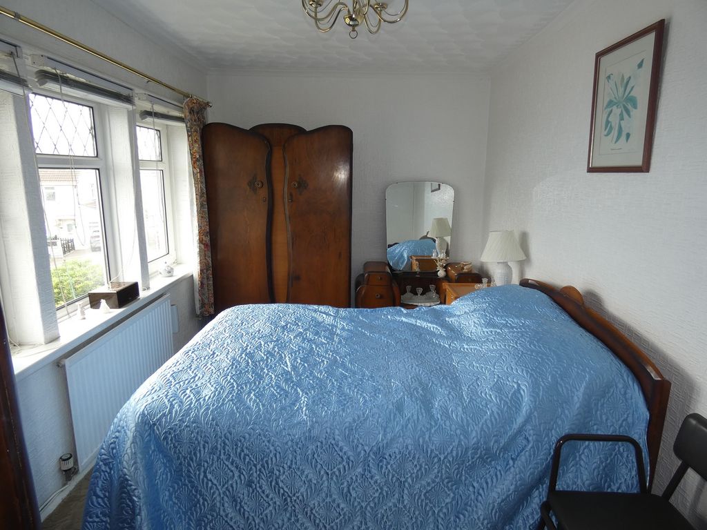 Additional image 5 of 2 bed flat for saleMeadow Road, Neath, Neath Port Talbot. SA11