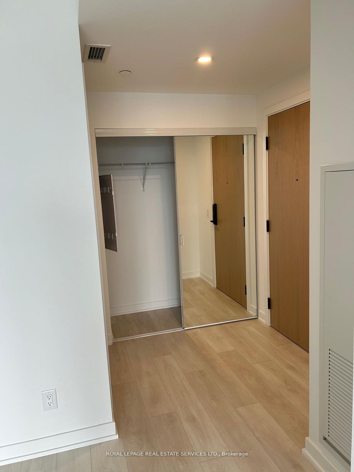 Additional image 5 of 3506-5 Defries Street, Toronto, ON, M5A 0W7