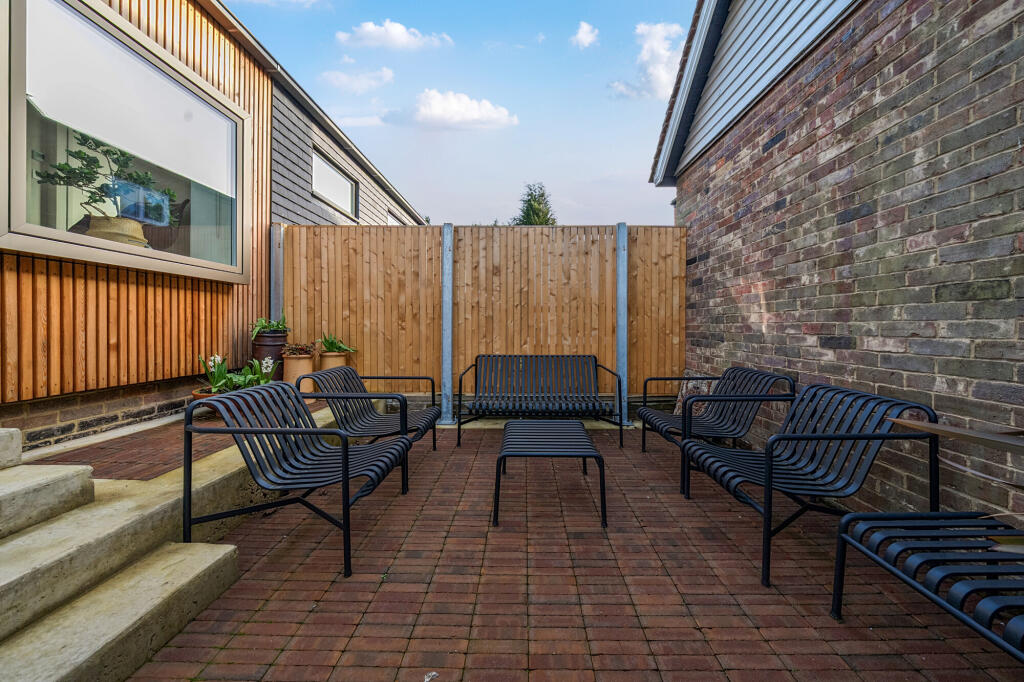 Additional image 12 of Avenue St. Nicholas, Harpenden, AL5