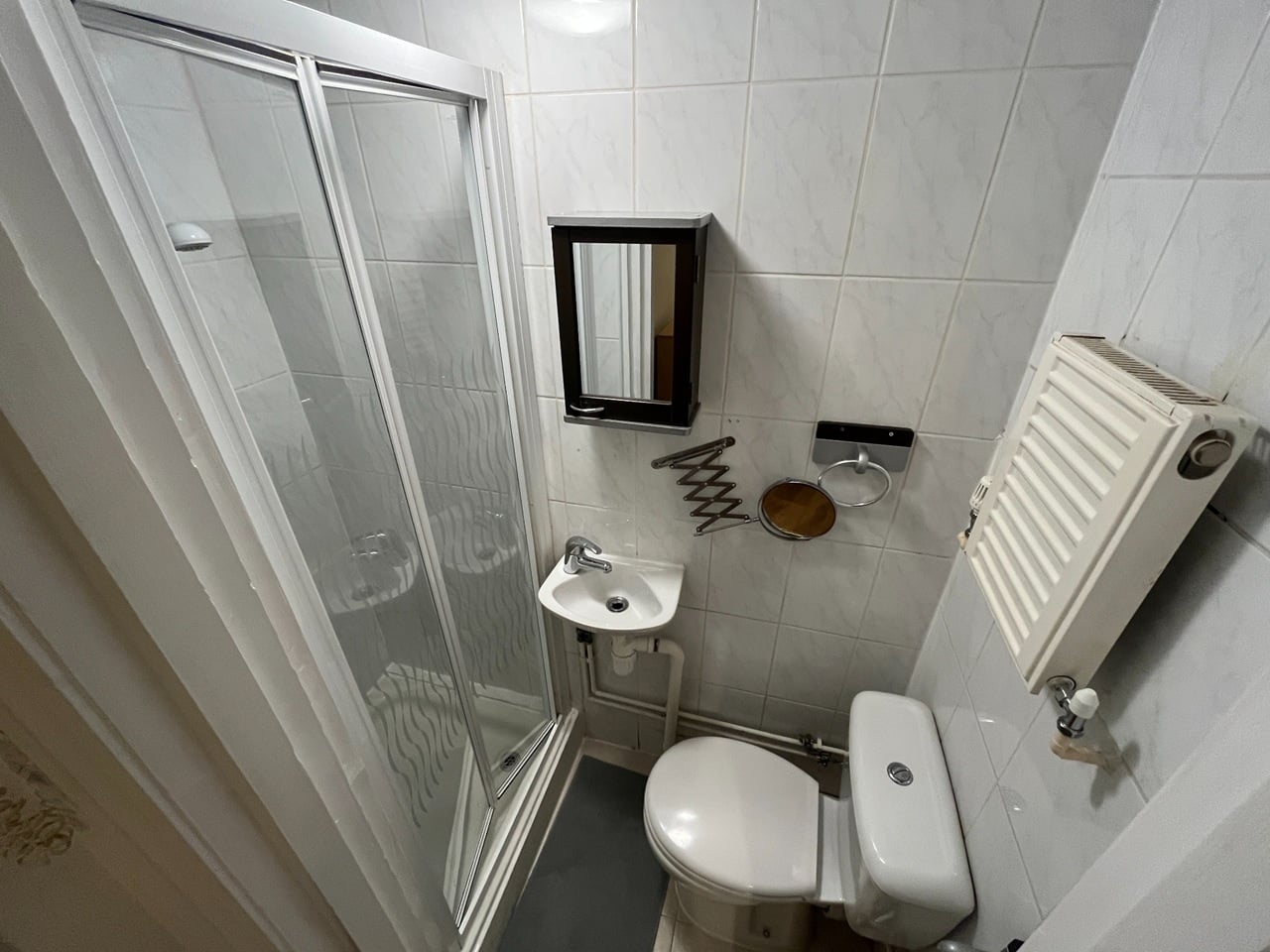 Additional image 4 of Studio Flat, Oakley Square, NW1, N1 7GU