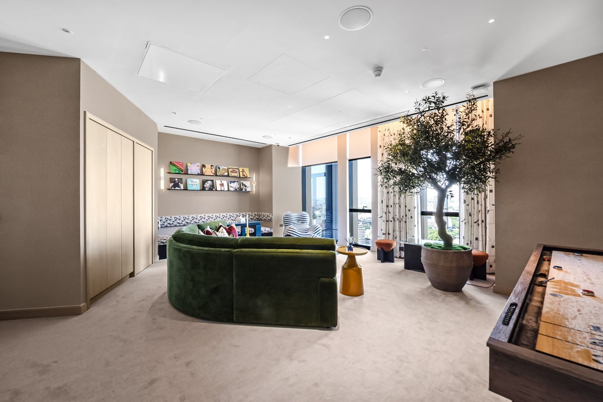 Additional image 16 of 2 Bed Flat, Nine Elms Lane, SW8, N1 7GU