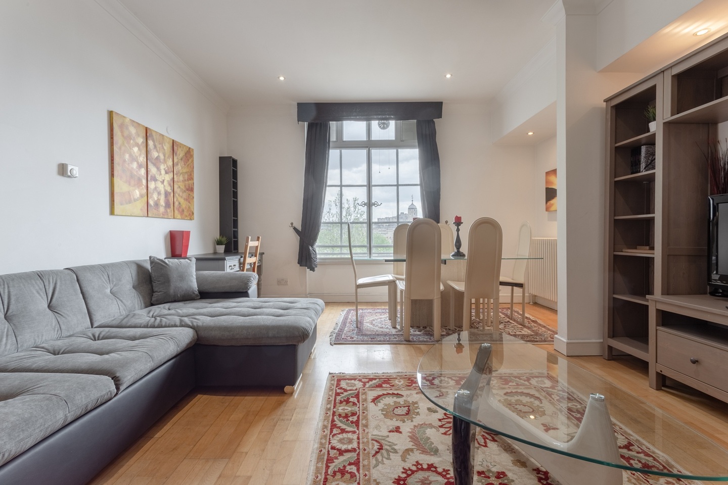 Additional image 7 of 2 Bed Flat, Trinity Square, EC3N, N1 7GU