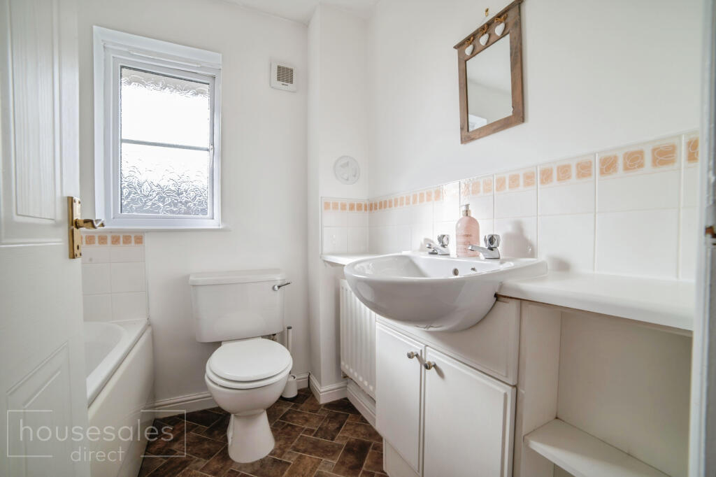 Additional image 12 of Port Soy Crescent, Ellen, AB41