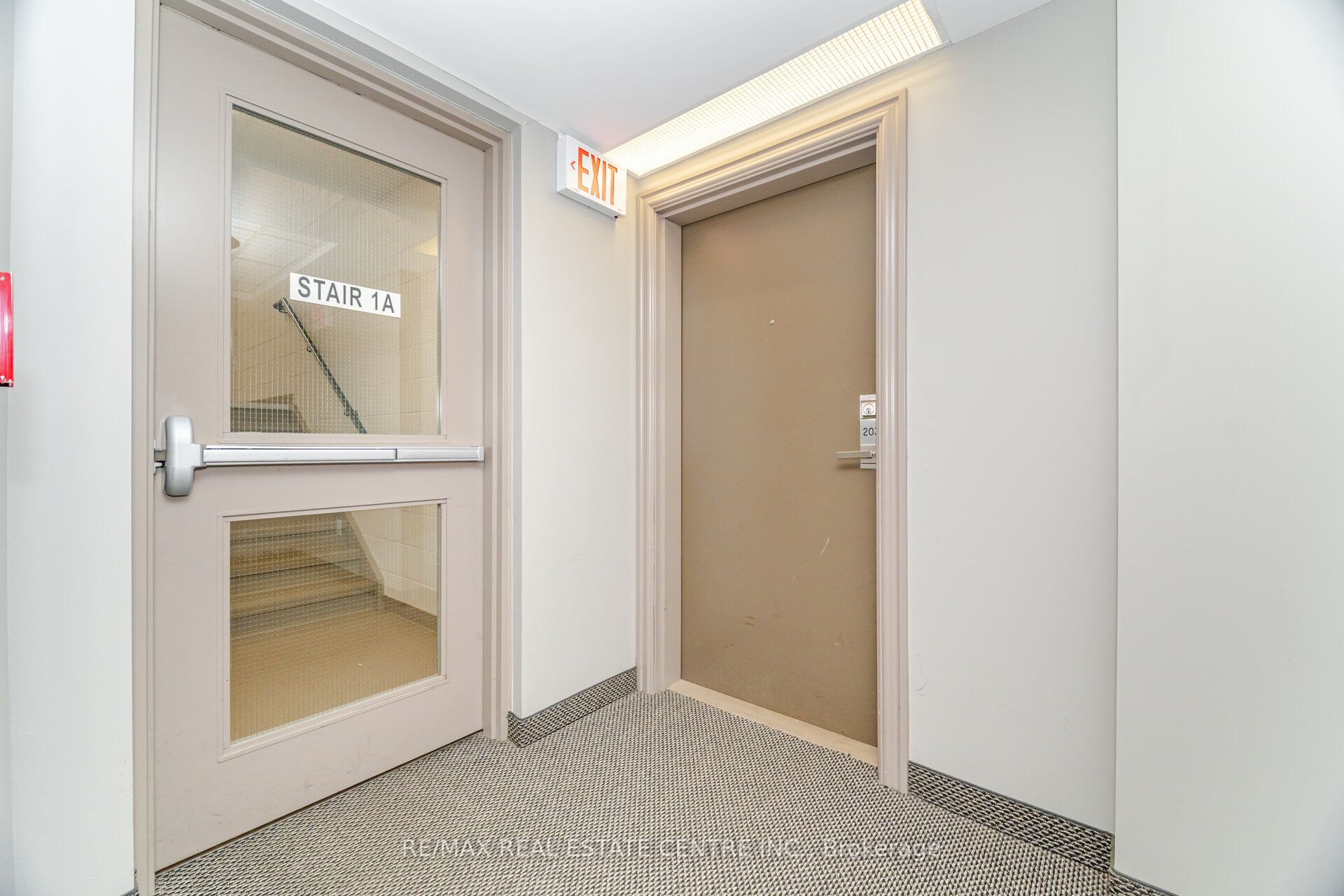 Additional image 4 of 203-1005 Nadalin Heights, Milton, ON, L9T 8R4