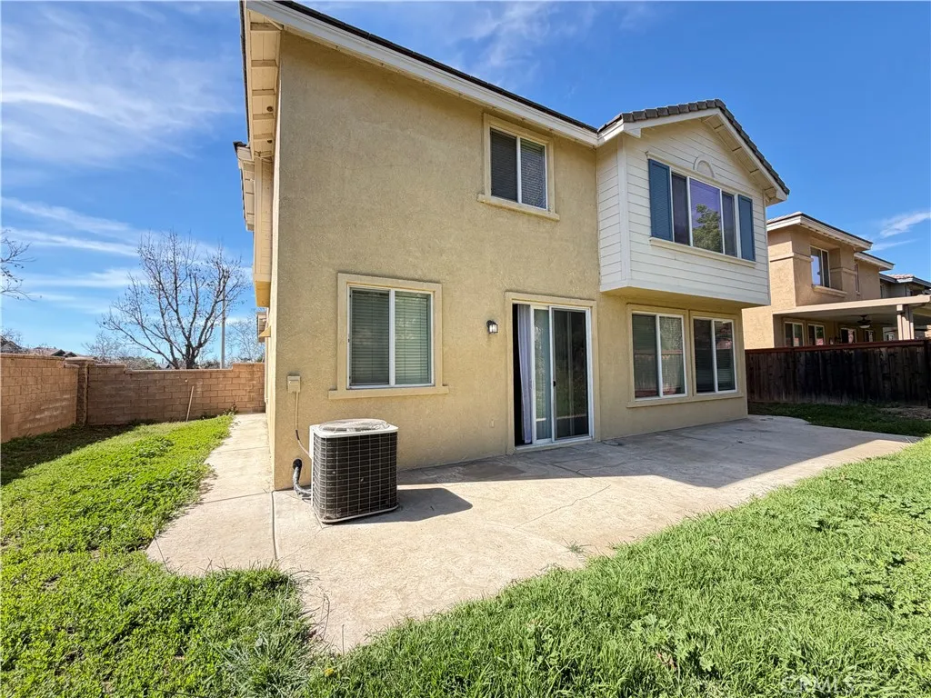 11971 Limestone Court, Yucaipa, CA 92399