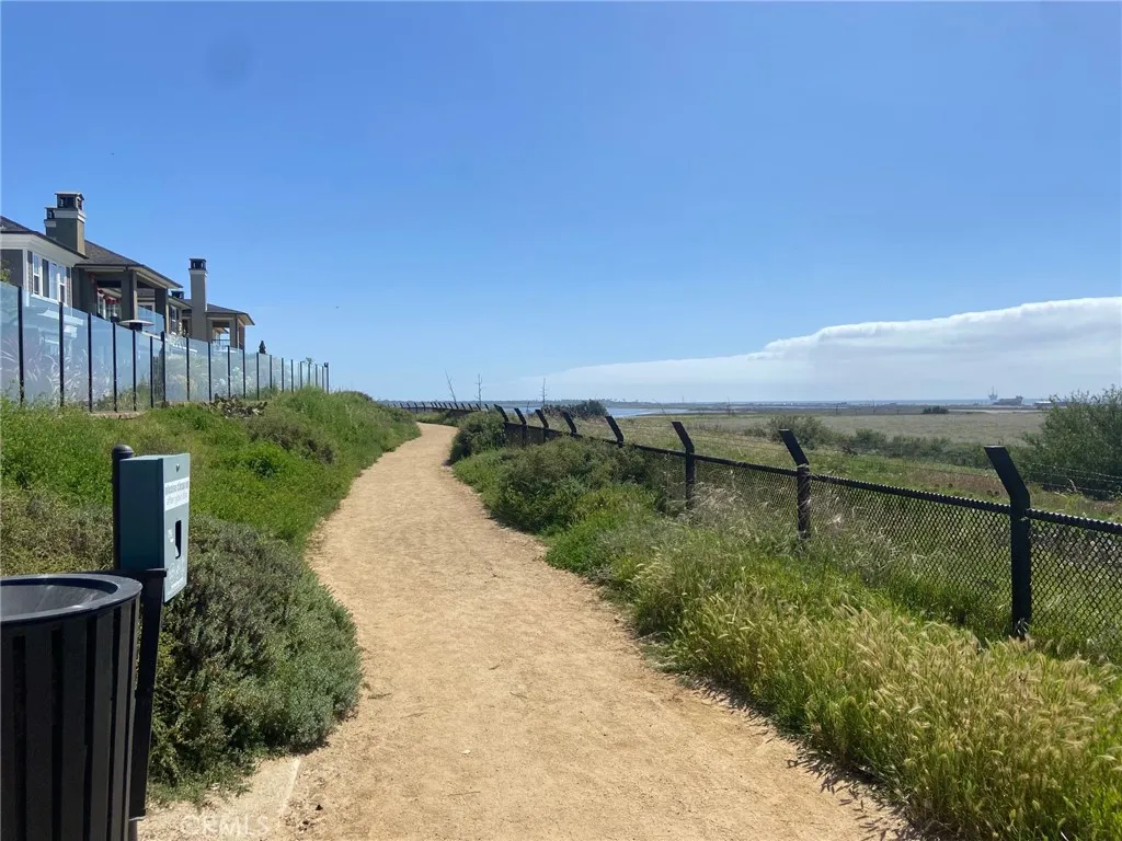 Additional image 43 of 4711 Winthrop Dr, Huntington Beach, CA 92649