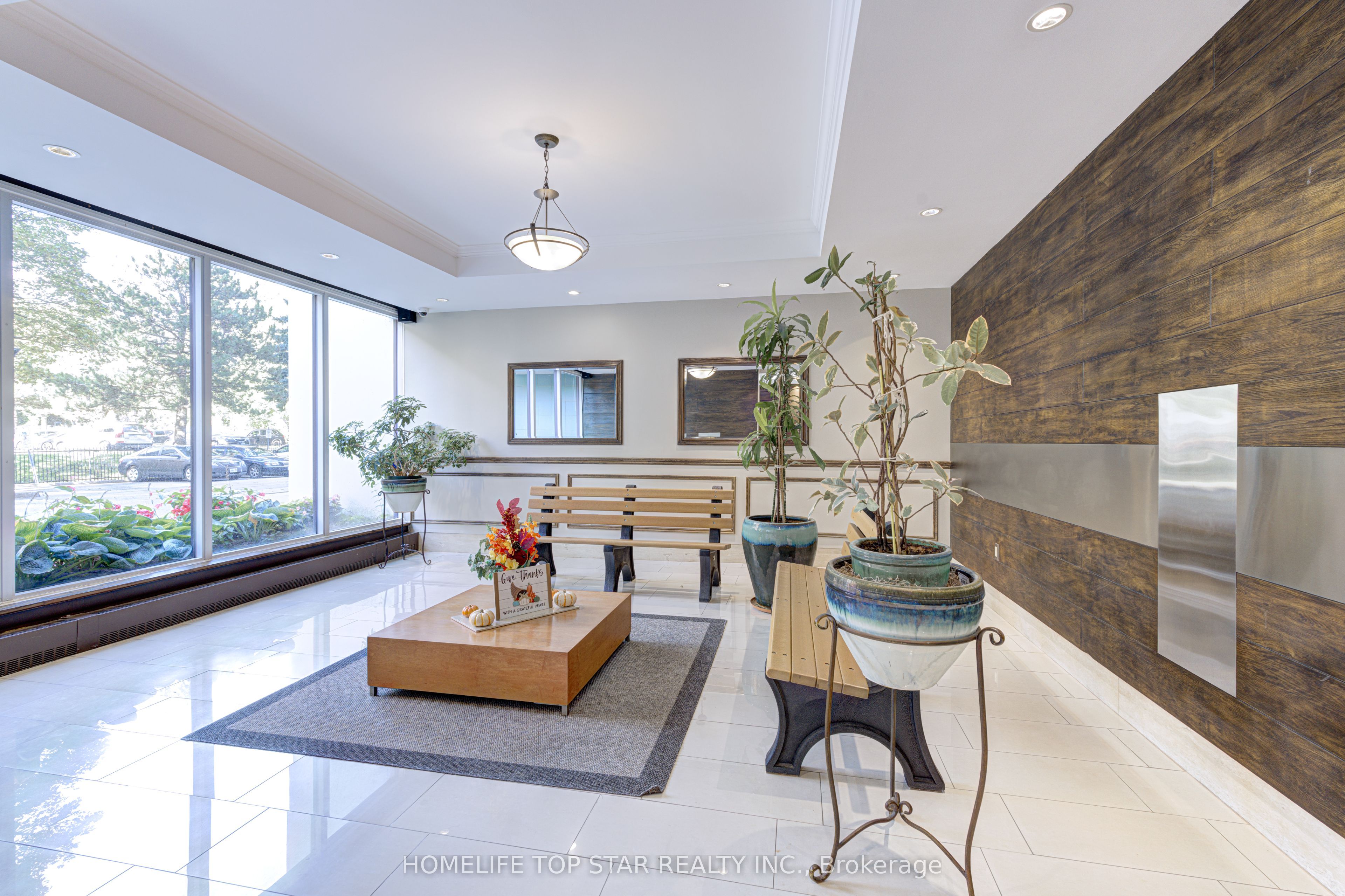 Additional image 3 of 501-1250 Bridletowne Circle, Toronto, ON, M1W 2V1