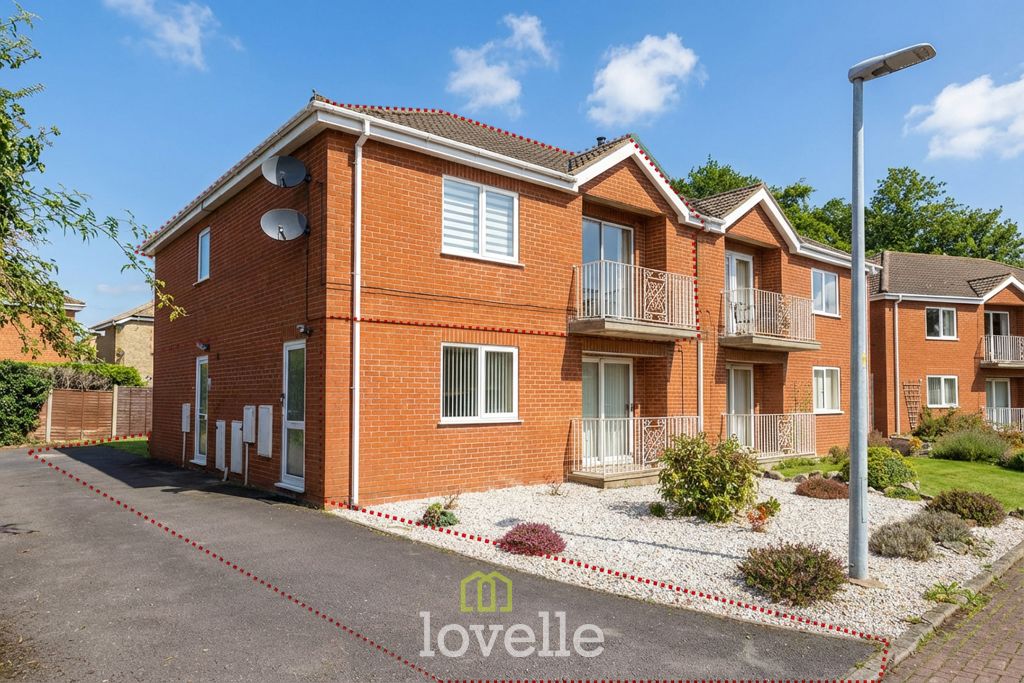 2 bed flat for saleSt James Court, Grimsby DN34