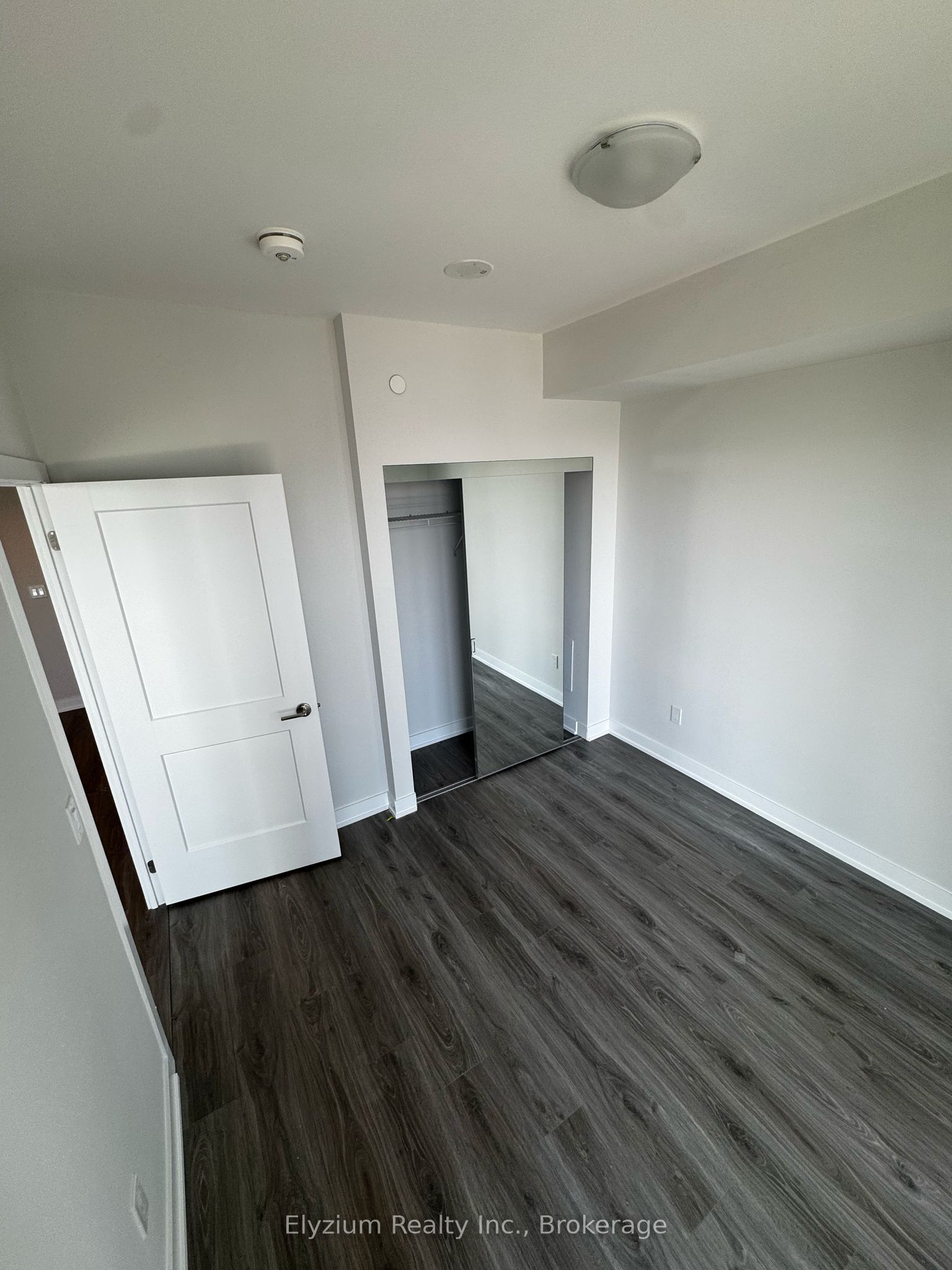 Additional image 6 of 1902-430 Square One Drive, Mississauga, ON, L5B 0L6