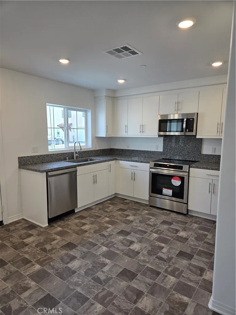 Additional image 33 of 7281 Olive Grove St, Riverside, CA 92507