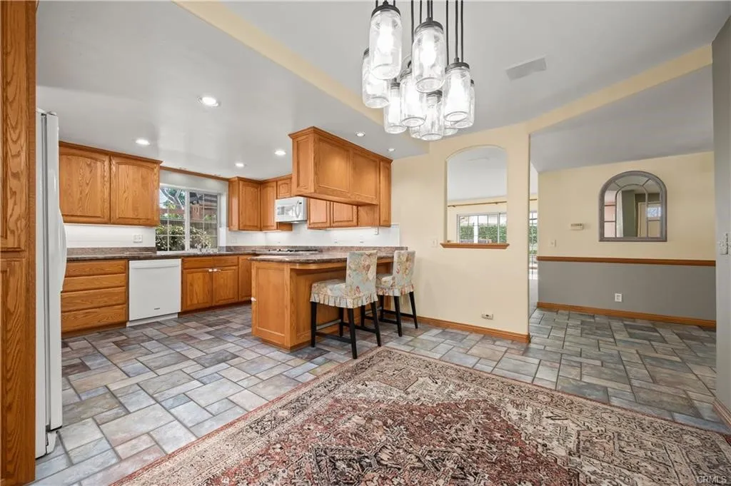 Additional image 24 of 3080 W Glen Holly Dr, Anaheim, CA 92804