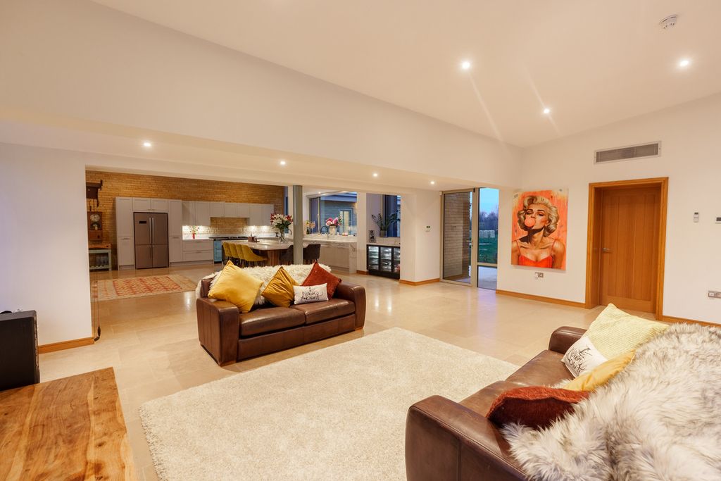 Additional image 14 of 7 bed detached house for saleBuckle Street, Honeybourne WR11