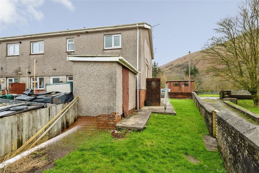 Additional image 2 of 2 bed flat for saleGlanyrafon Road, Ystalyfera, Swansea, Neath Port Talbot SA9