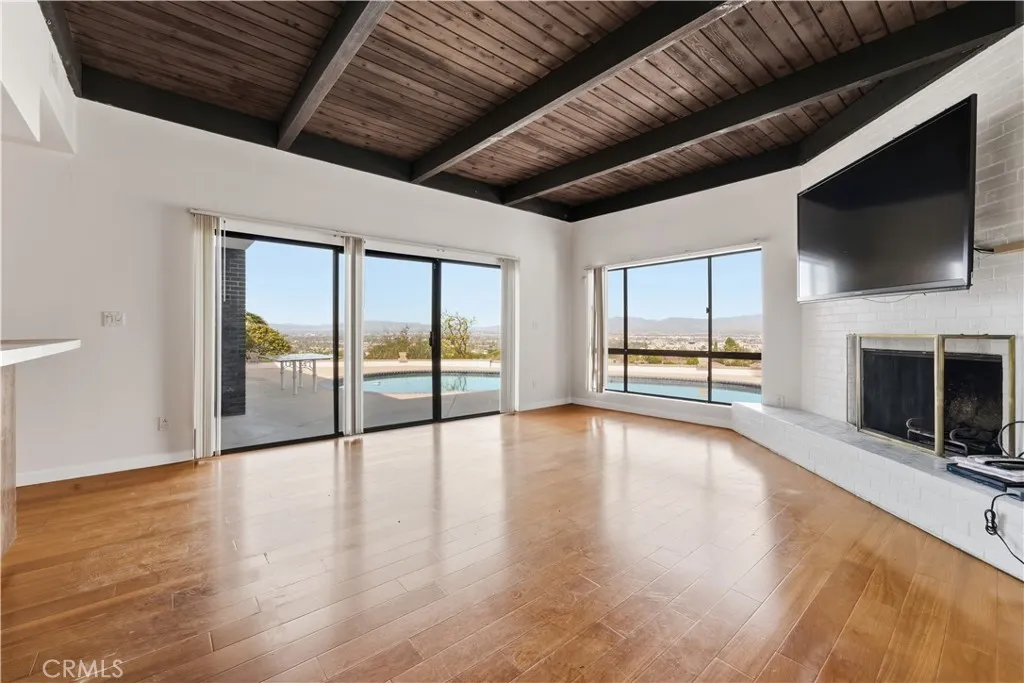 Additional image 8 of 3329 Dona Rosa Dr, Studio City, CA 91604