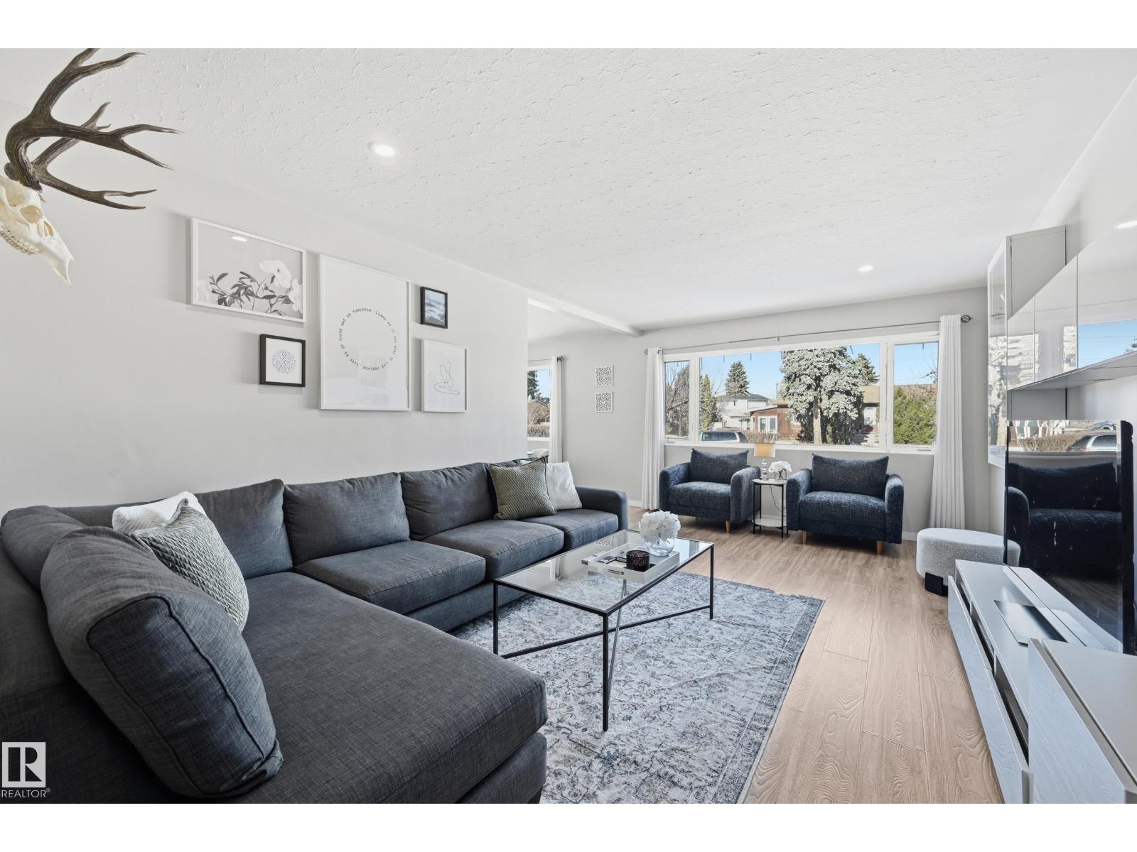 Additional image 6 of 7719 71 Avenue NW, Edmonton, AB, T6C0A9