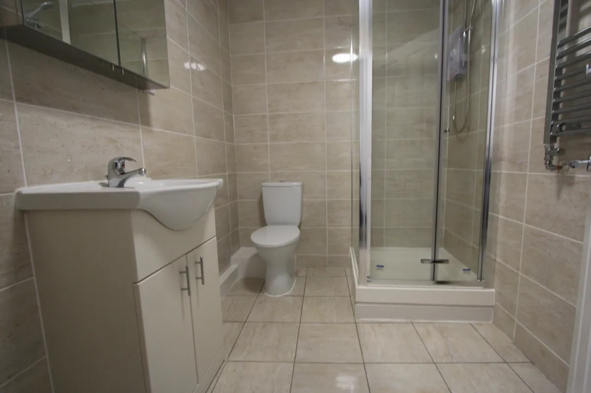 Additional image 2 of Studio Flat, Walworth Place, SE17, N1 7GU