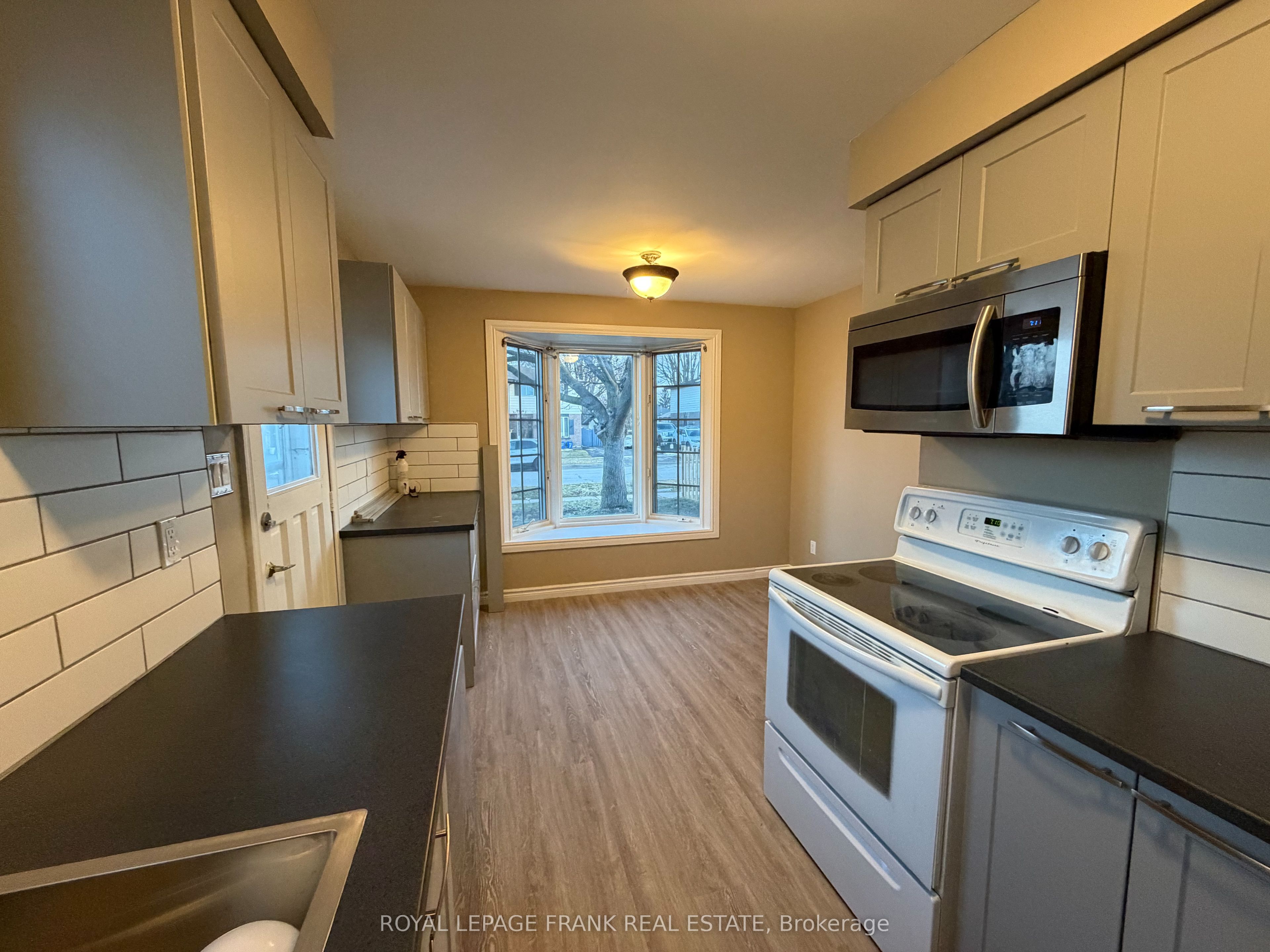 Additional image 3 of 16 Loscombe Drive, Clarington, ON, L1C 3S9