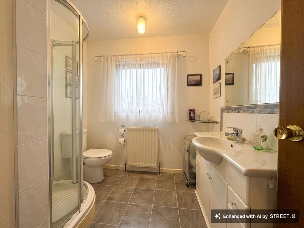 Additional image 14 of 3 bed flat for saleGlensharragh Gardens, Belfast BT6
