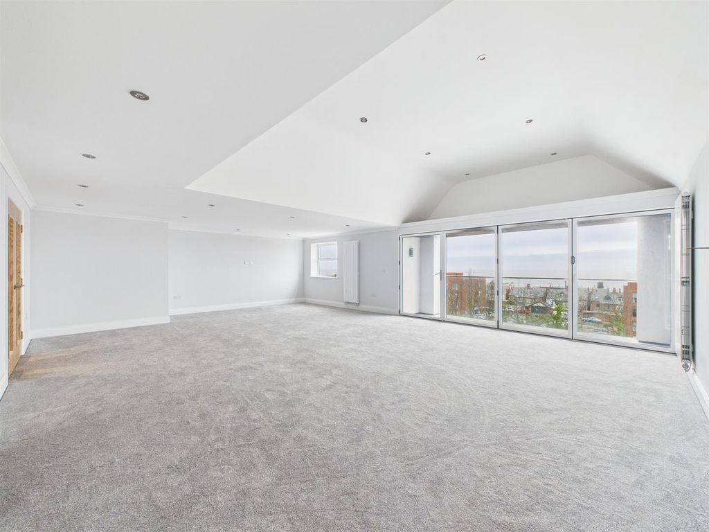 Additional image 8 of 2 bed flat for saleVictoria Road, Wallasey CH45