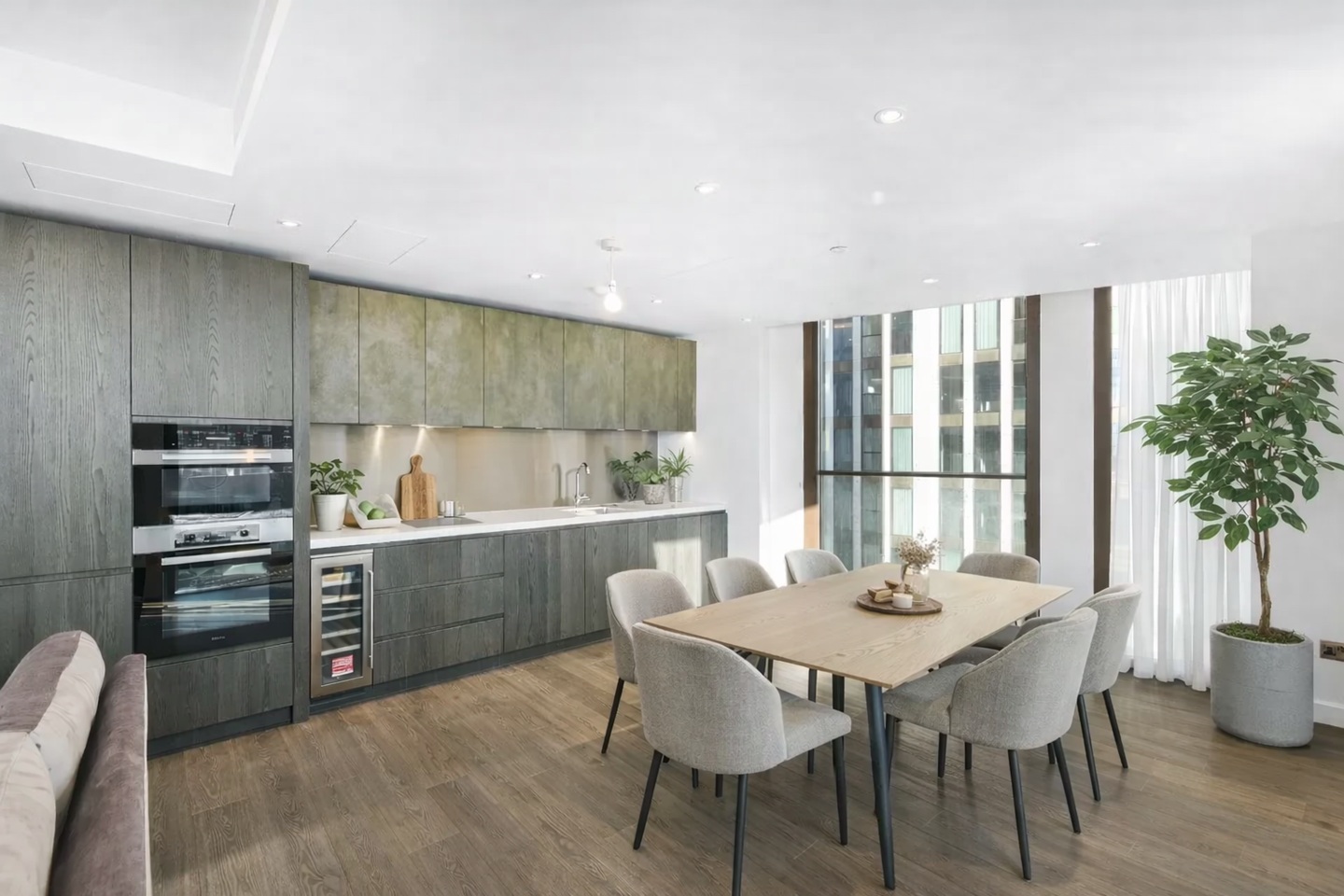 Additional image 2 of 2 Bed Flat, Floor, SW8, N1 7GU