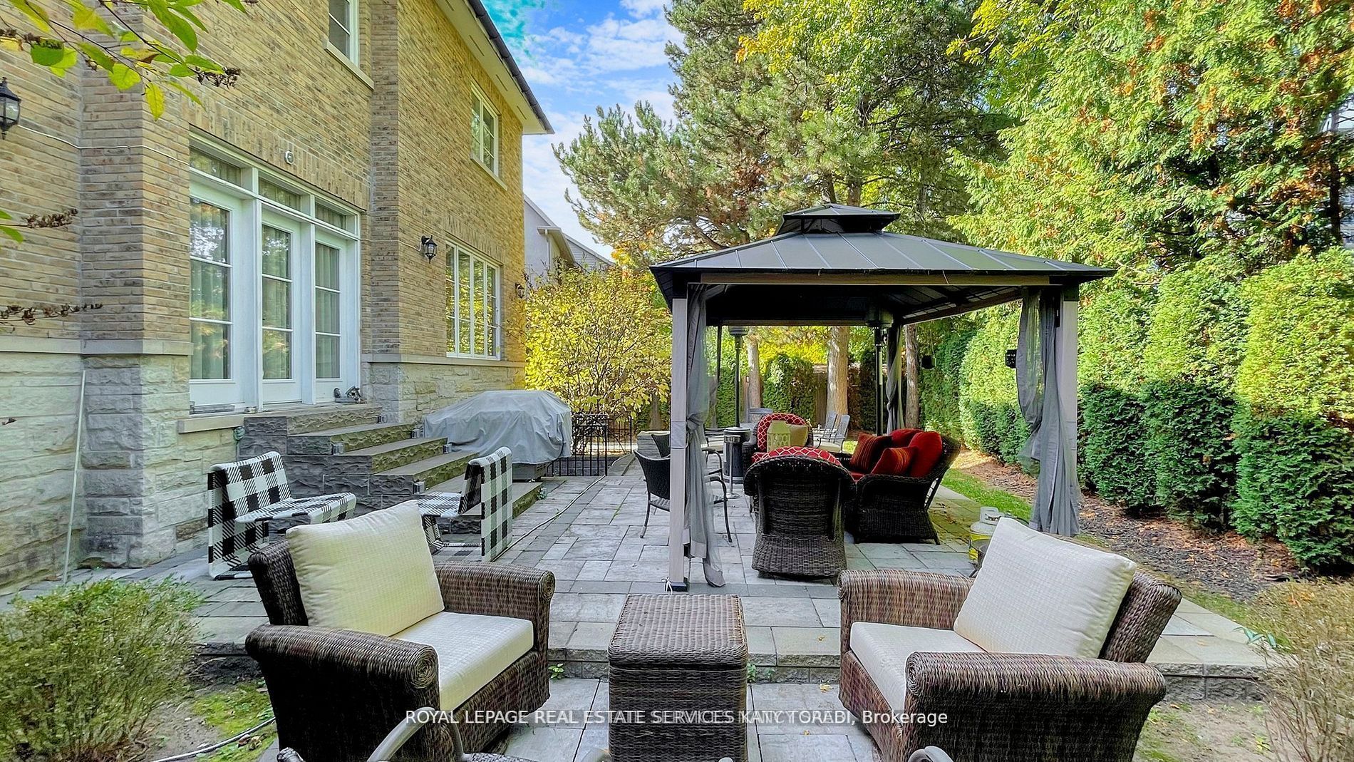 Additional image 5 of 1B Carluke Crescent, Toronto, ON, M2L 2H7