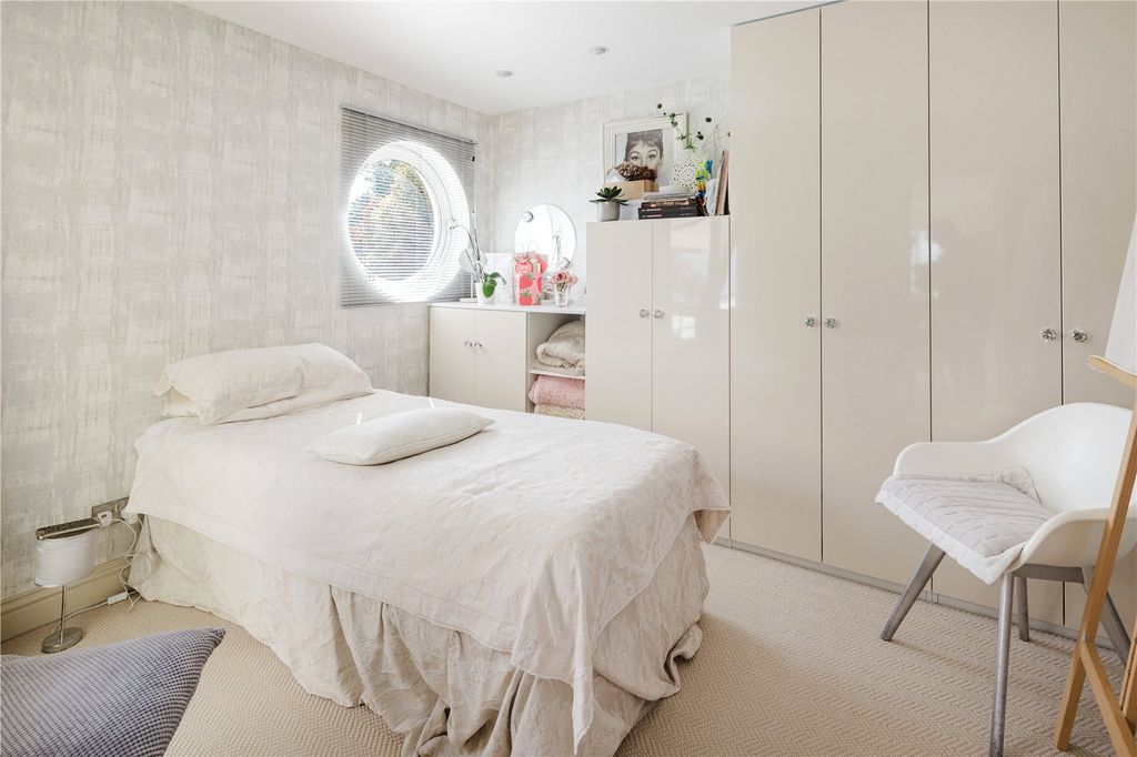 Additional image 5 of 2 bed flat for saleMoonraker, La Route De La Cote, St. Martin, Jersey JE3