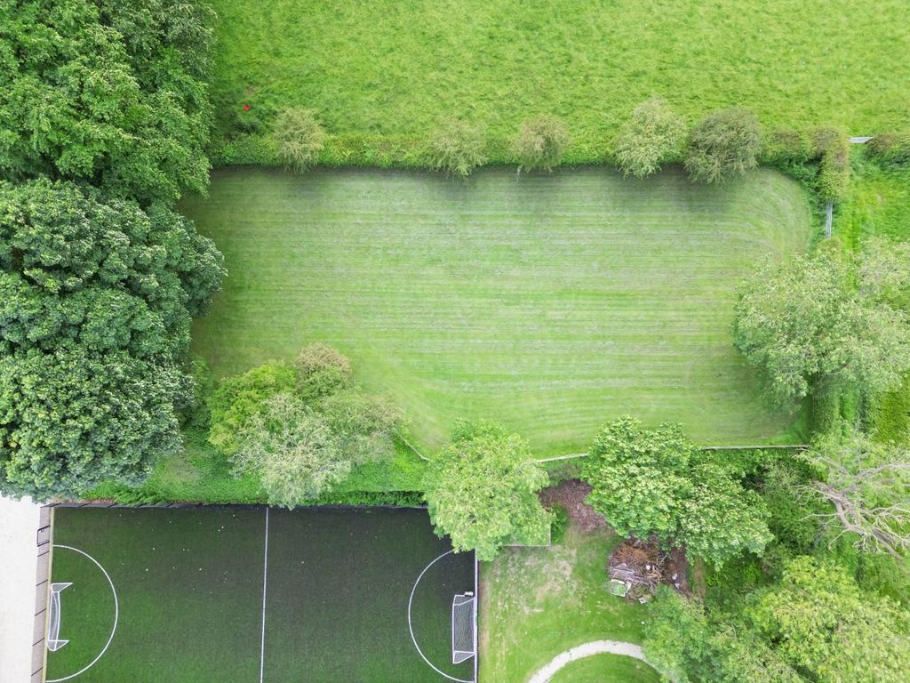 Additional image 41 of 5 bed detached house for saleCrocodile House, Manor Gardens, Thorner, Leeds LS14