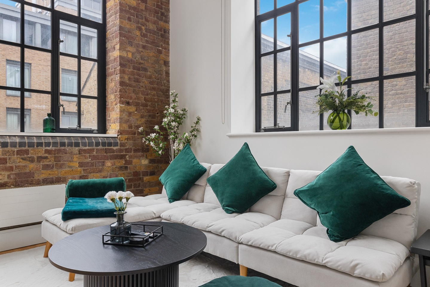 Additional image 11 of 2 Bed Flat, Albion Buildings, N1, N1 7GU