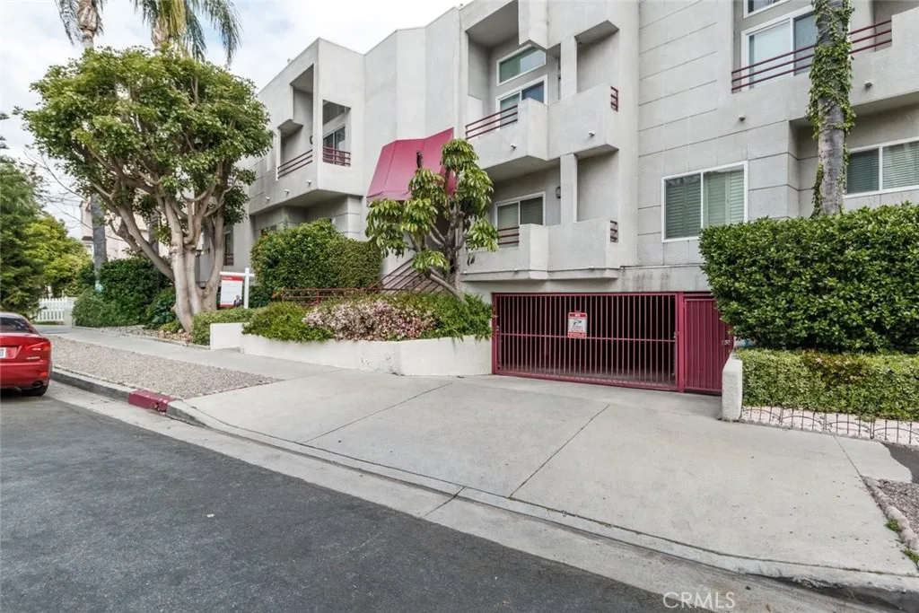 Additional image 33 of 14631 Dickens Street Unit 7, Sherman Oaks, CA 91403
