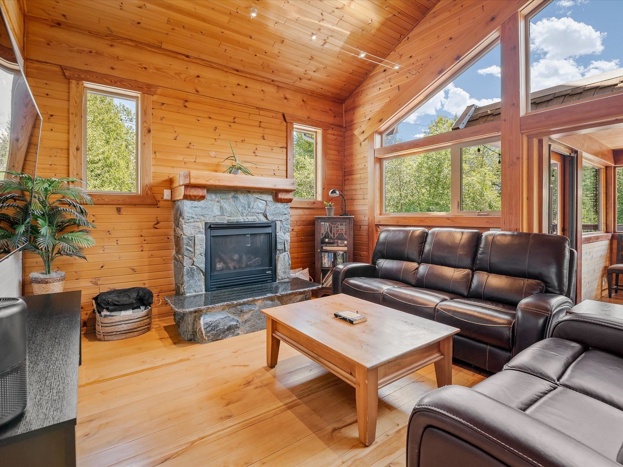 Additional image 2 of 1470 Fraser Road, Pemberton, BC, V0N 2L0