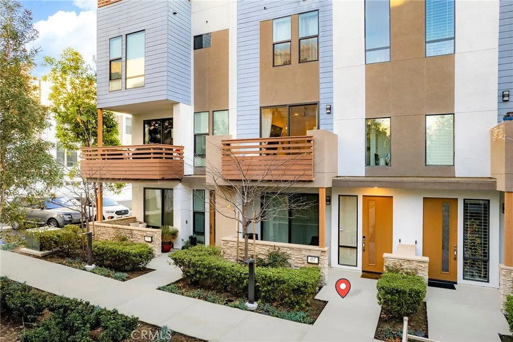Additional image 56 of 657 Wedge, Costa Mesa, CA 92627