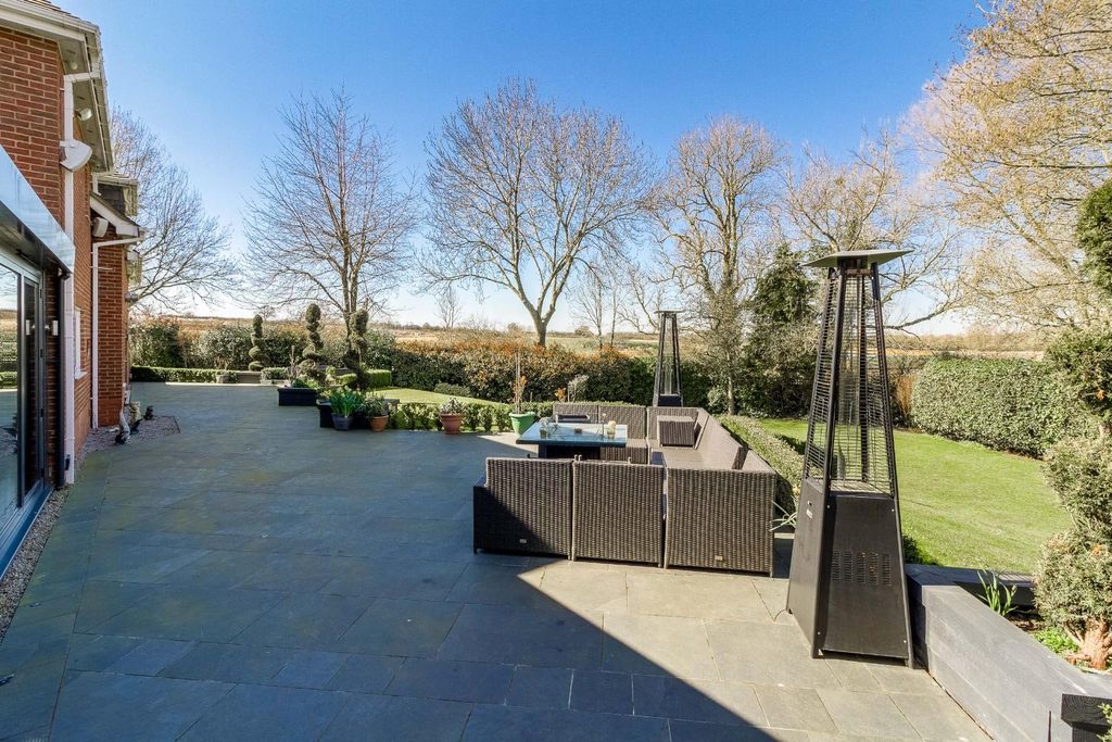 Additional image 33 of 6 bed detached house for saleBelfry Lane, Collingtree Park, Northampton NN4