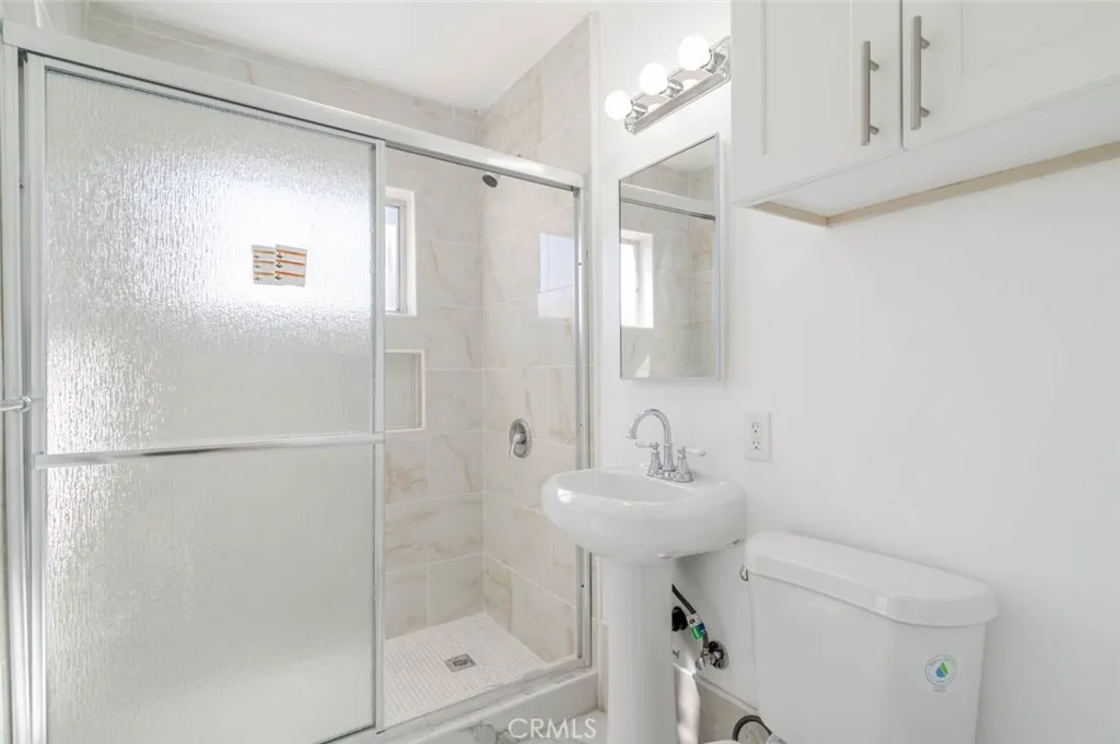 Additional image 38 of 1116 S Berendo Street Unit 6, Los Angeles, CA 90006