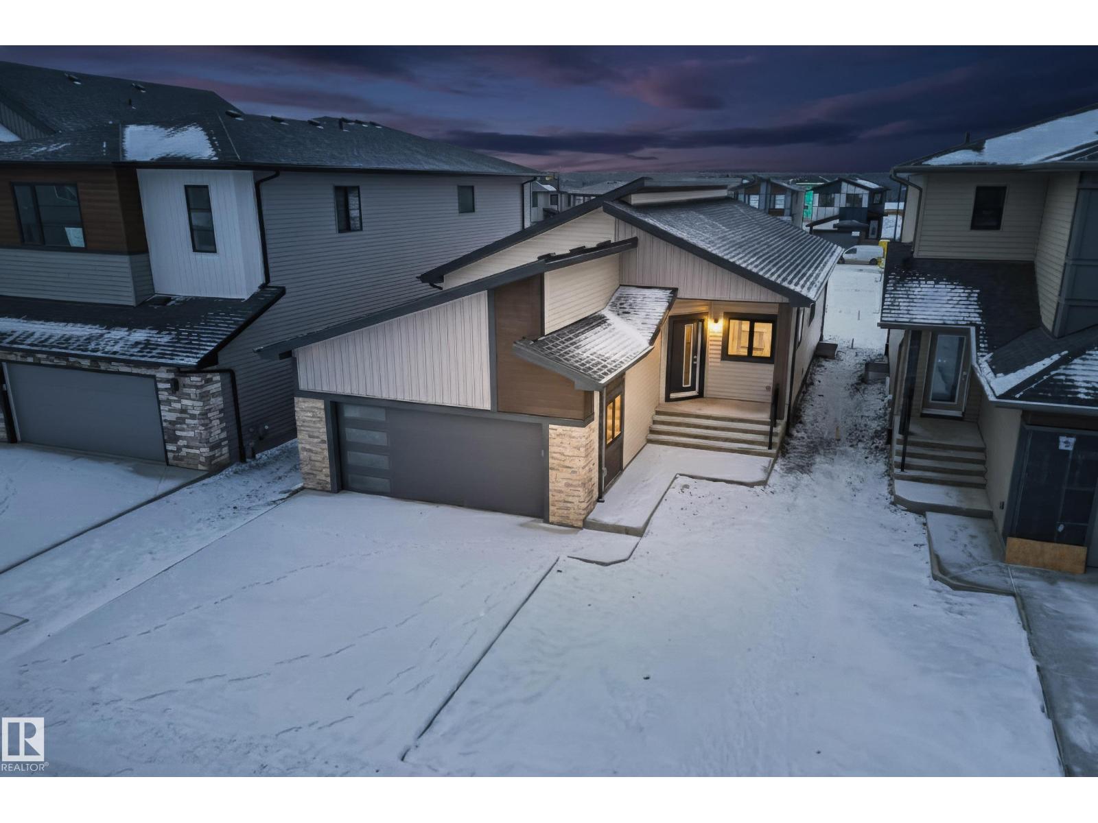 7093 Kiviaq Crescent SW, Edmonton, AB, T6W5N7