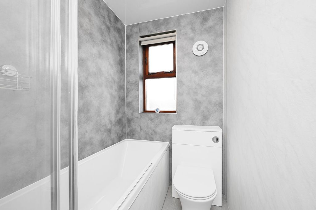 Additional image 12 of 3 bed terraced house for saleBruce Crescent, Lerwick, Shetland ZE1