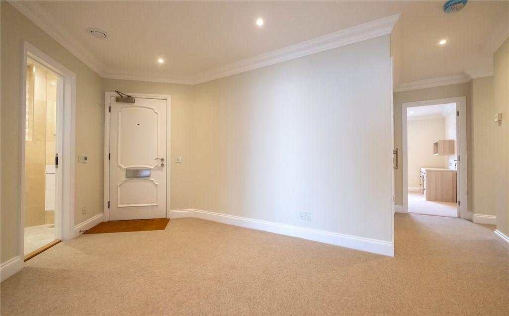 Additional image 8 of 3 bed flat for saleLa Route De St Aubin, St Helier JE2
